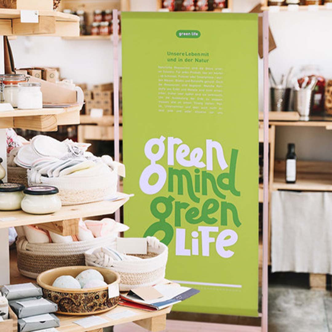 Displaybanner aus Holz