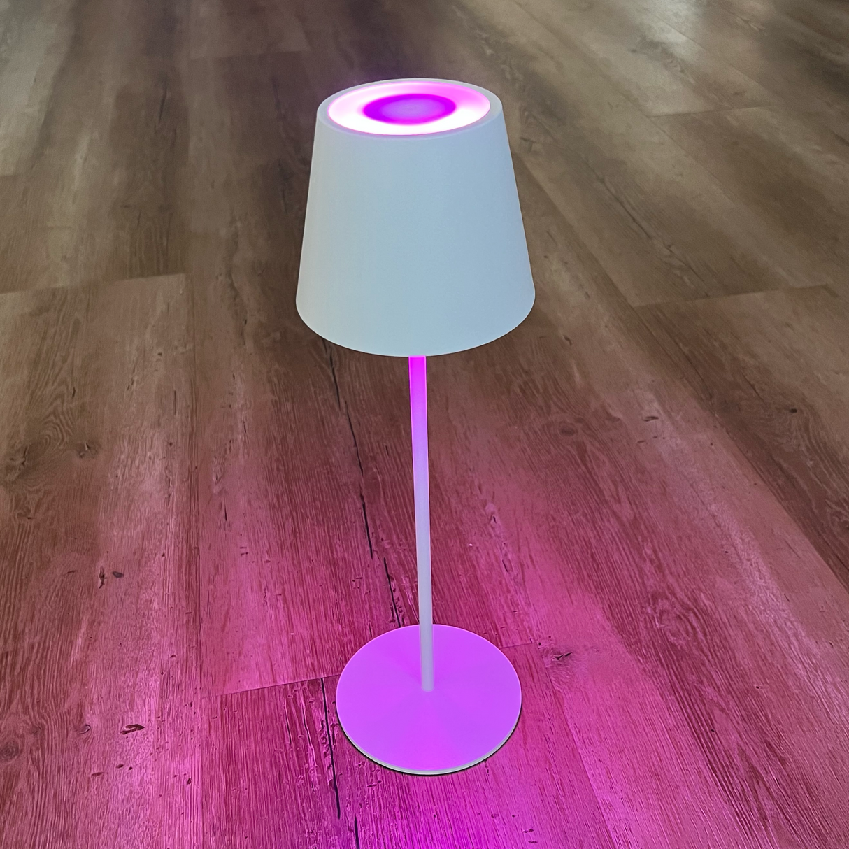 LED Tischlampe mit Akku