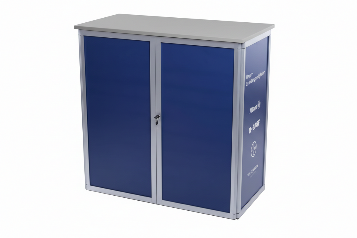 Messe-Sideboard abschließbar hellgrau. Zusammenklappbares Sideboard, mobil und leicht transportierbar mit individuellem Werbedruck. Jetzt individuelle konfigurieren
