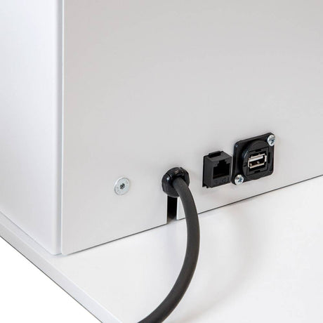 Digitale Infostele 43" mit Prospekthalter – Detailansicht
