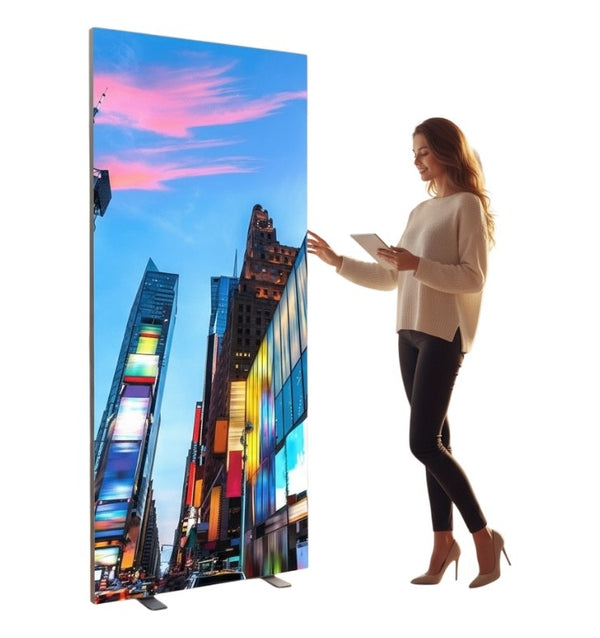 Lumaxx POP - LED RollUp Display mit Druck kaufen – Messe-Shop24.de