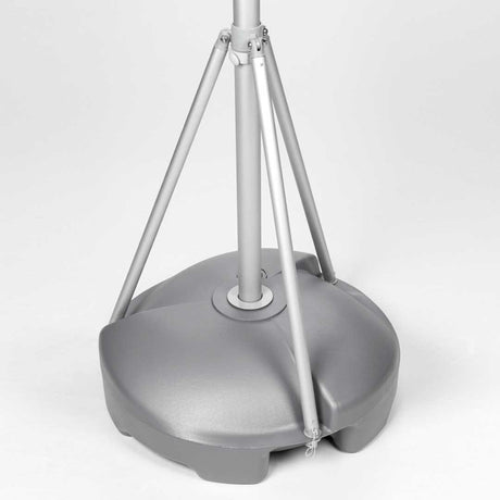 TriPole Fahnenmast mit Werbefahne (mobil) – Detailansicht