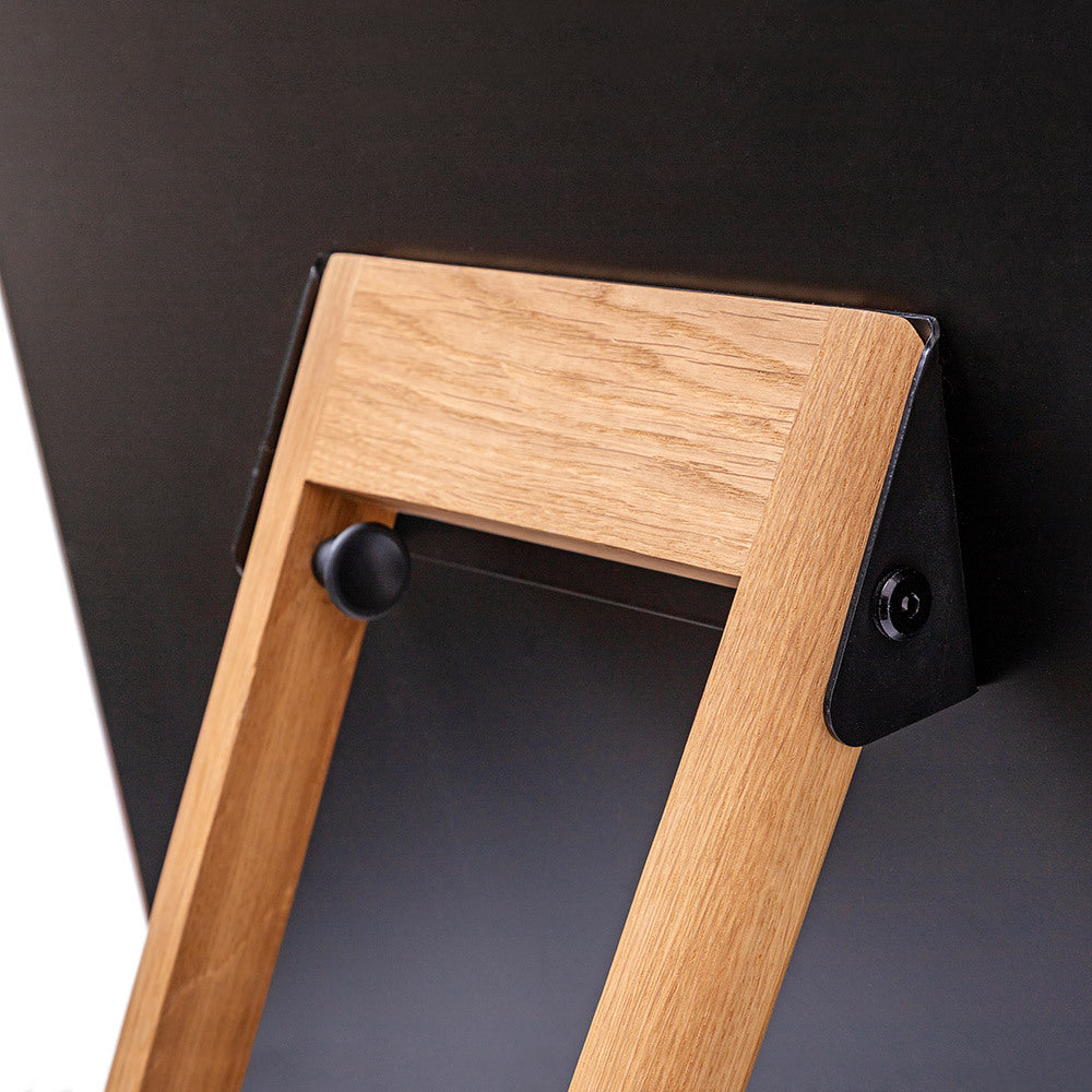 Digitaler Kundenstopper NATURAL – 43" Samsung Display im Holz-Rahmen