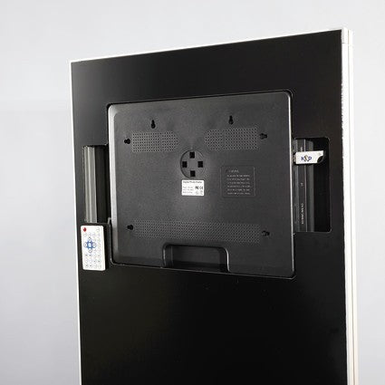 INFO-Stele iPoint Media Black – Detailansicht